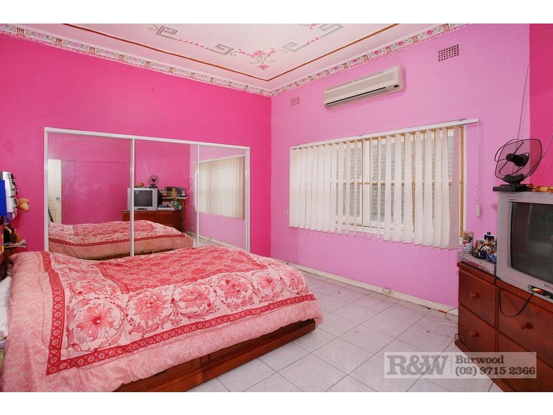 67 Fairmount St, Lakemba NSW 2195