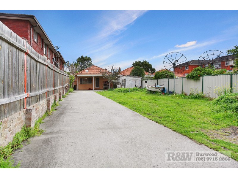 67 Fairmount St, Lakemba NSW 2195