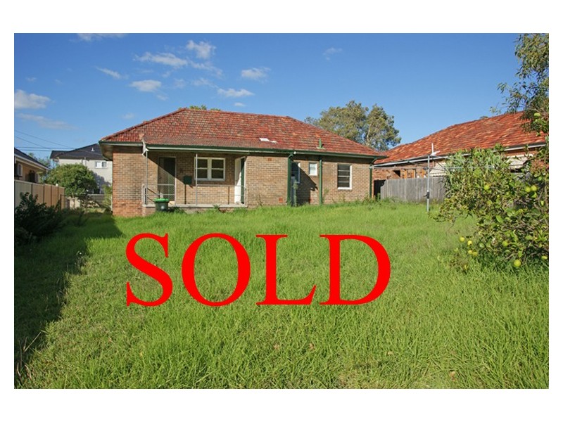 27 Ferrier Pde, Clemton Park NSW 2206