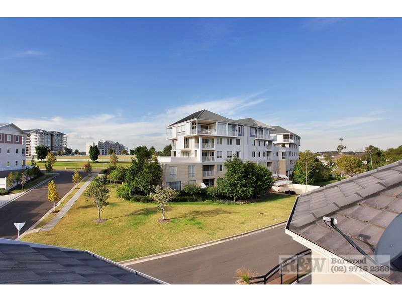 28 Adams St, Breakfast Point NSW 2137