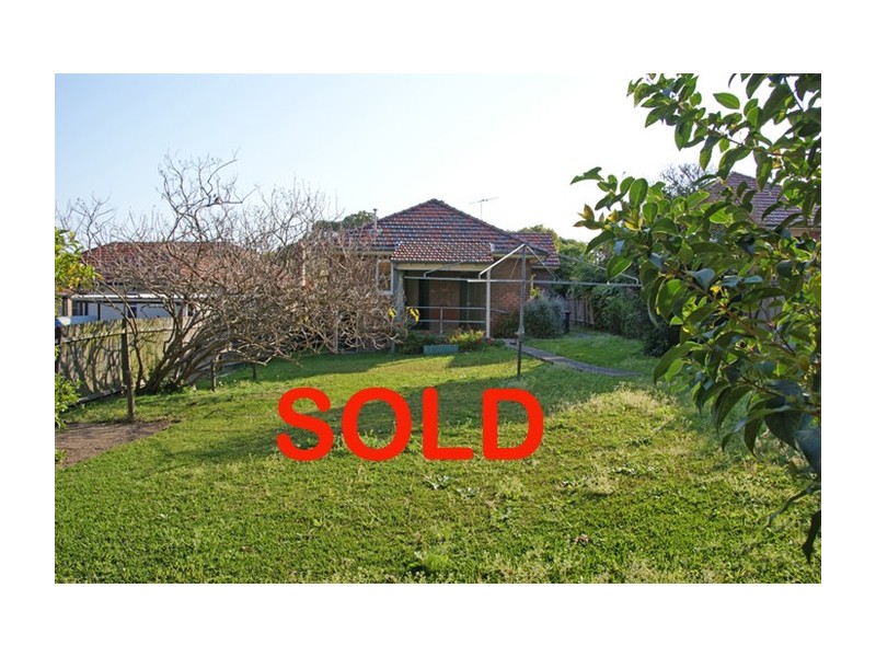 32 Vicliffe Avenue, Campsie NSW 2194