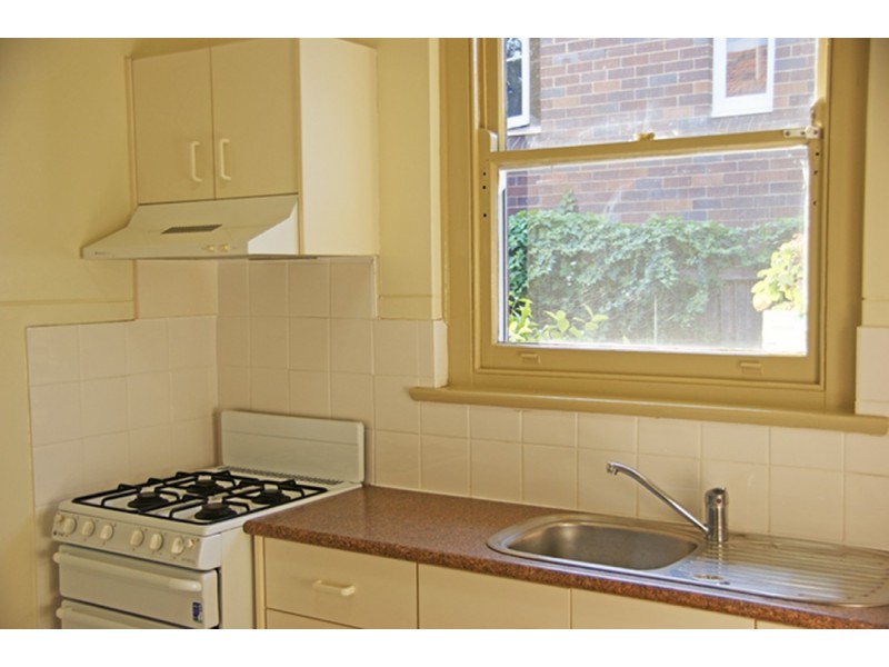 32 Vicliffe Avenue, Campsie NSW 2194