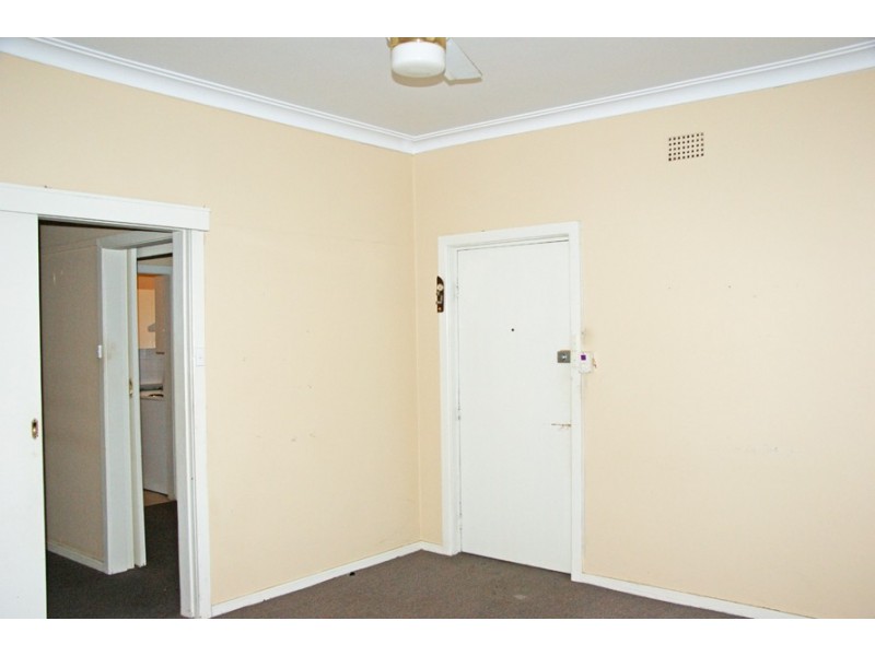 63 Vicliffe Avenue, Campsie NSW 2194