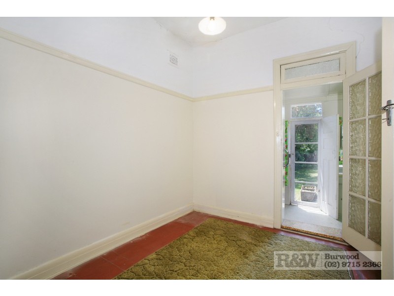 17 Ireland Street, Burwood NSW 2134