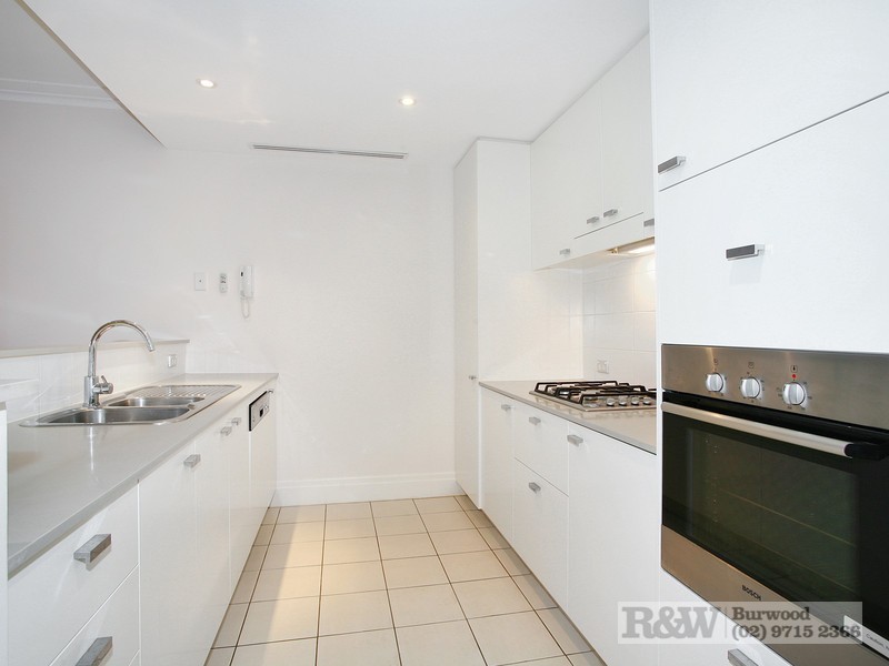 15/23 Peninsula Dr, Breakfast Point NSW 2137