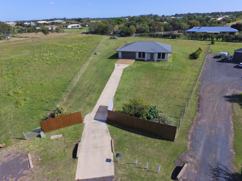 9 Whitesails Court, Innes Park QLD 4670