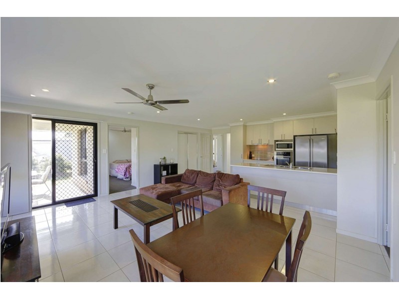 9 Whitesails Court, Innes Park QLD 4670