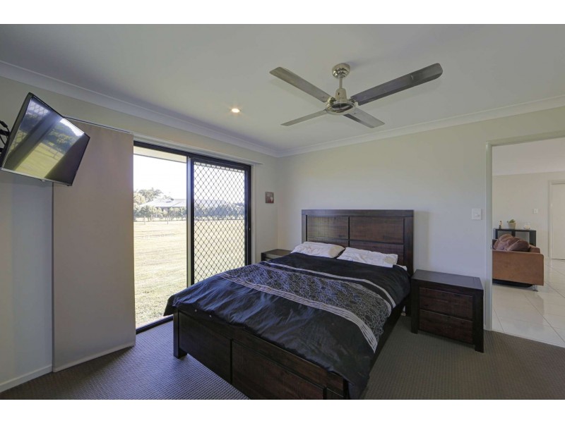 9 Whitesails Court, Innes Park QLD 4670