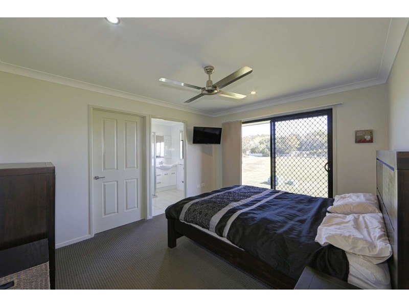 9 Whitesails Court, Innes Park QLD 4670