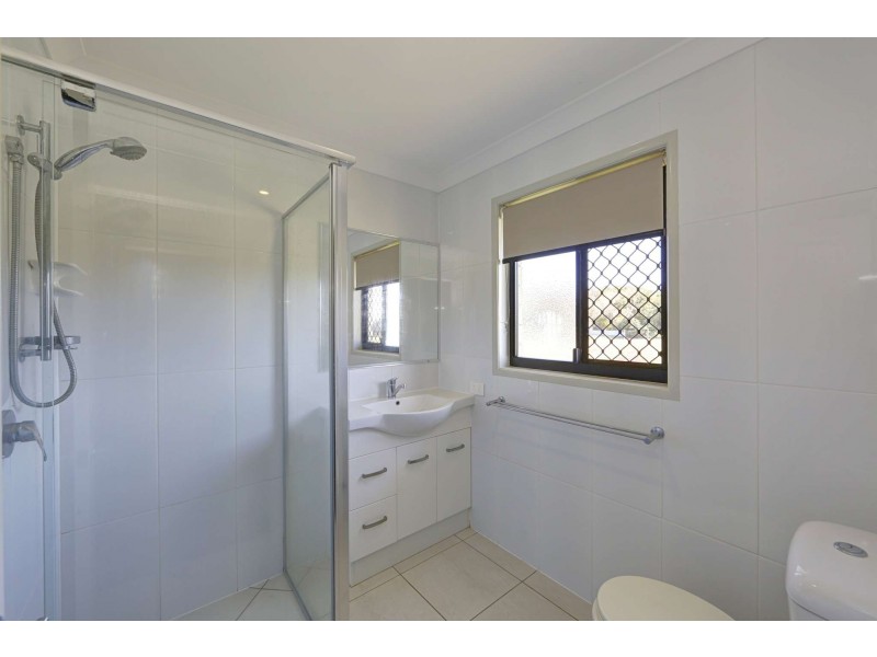 9 Whitesails Court, Innes Park QLD 4670