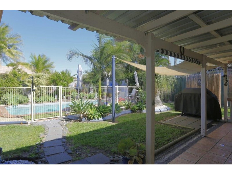 56 Shoreline Crescent, Bargara QLD 4670