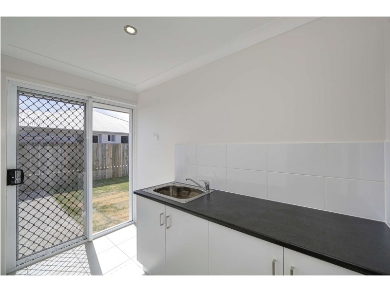 31 Firefly Street, Bargara QLD 4670
