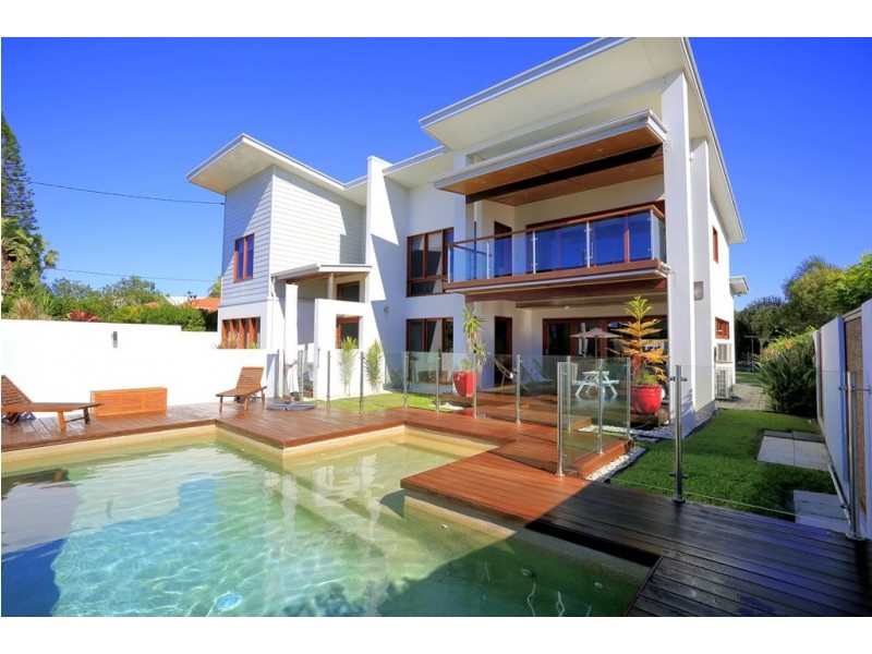 96 Woongarra Scenic Drive, Bargara QLD 4670