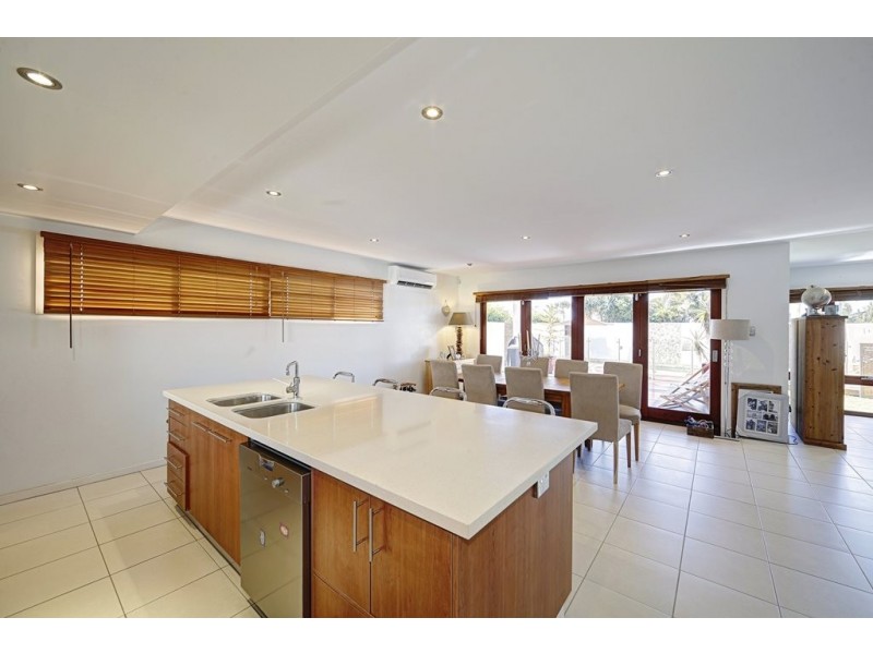96 Woongarra Scenic Drive, Bargara QLD 4670