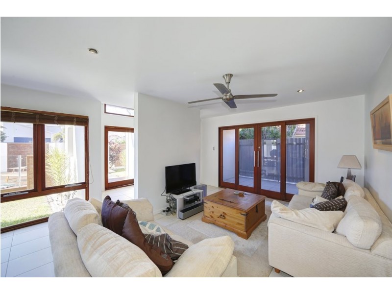 96 Woongarra Scenic Drive, Bargara QLD 4670