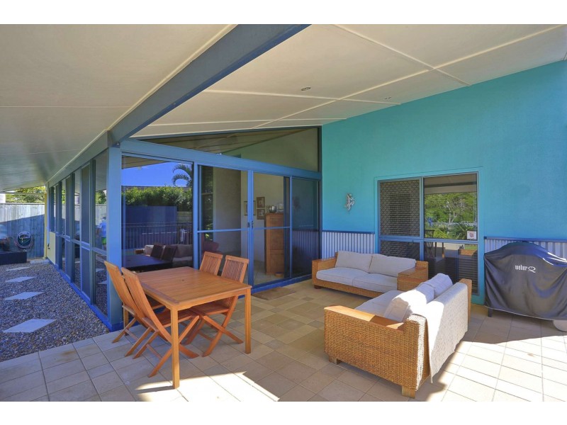 10 Lakeside Close, Bargara QLD 4670
