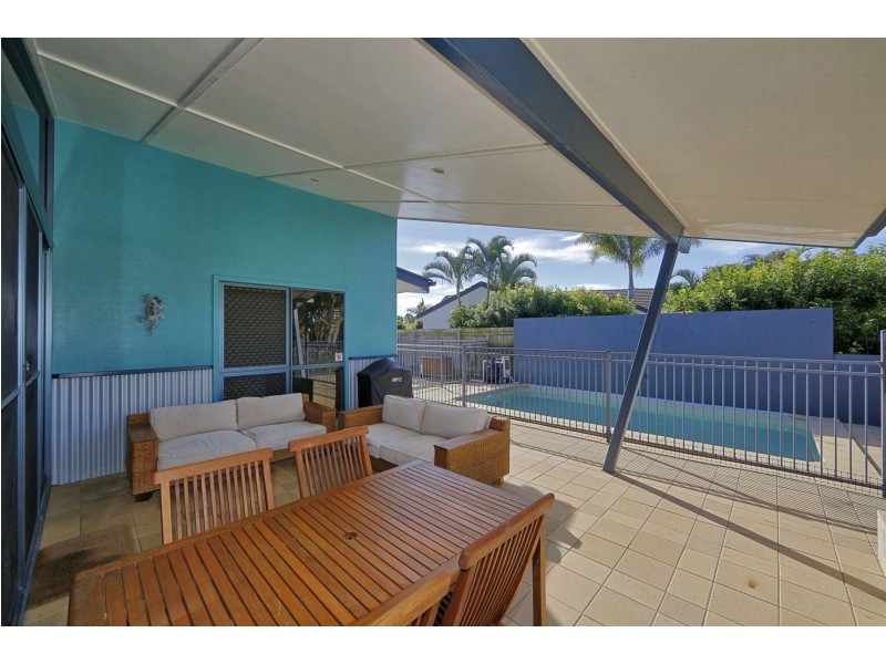 10 Lakeside Close, Bargara QLD 4670