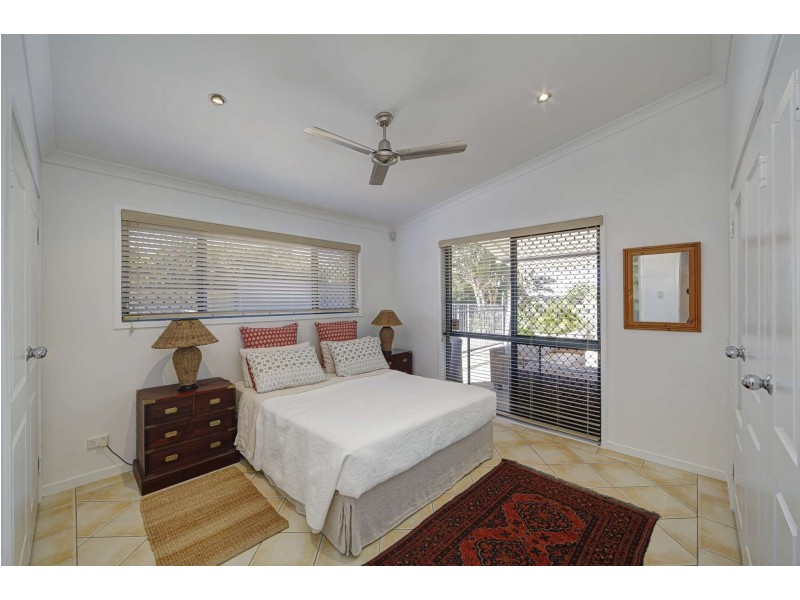 10 Lakeside Close, Bargara QLD 4670