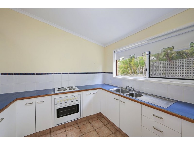 10 Norman Terrace, Bargara QLD 4670