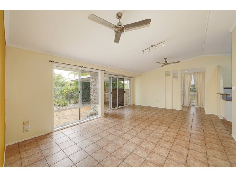 10 Norman Terrace, Bargara QLD 4670