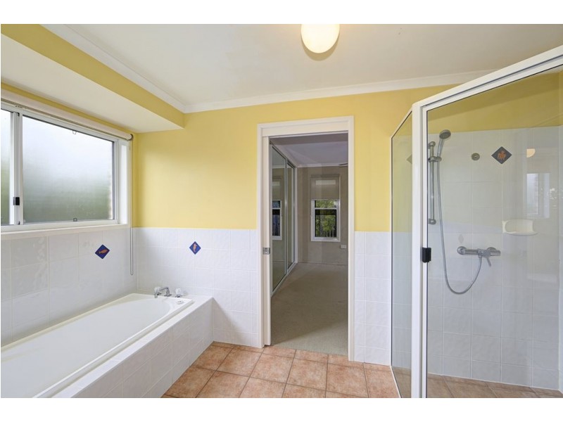 10 Norman Terrace, Bargara QLD 4670