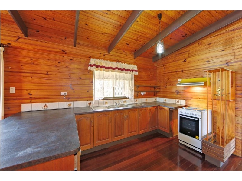 16 Esplanade, Innes Park QLD 4670