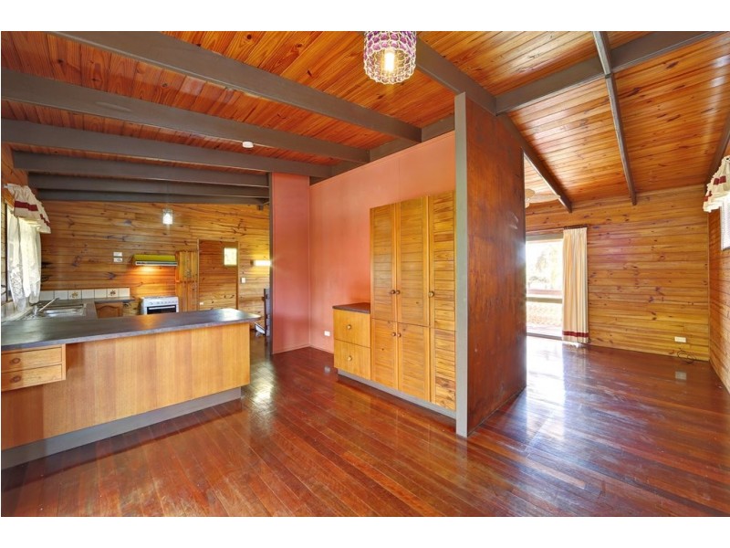 16 Esplanade, Innes Park QLD 4670