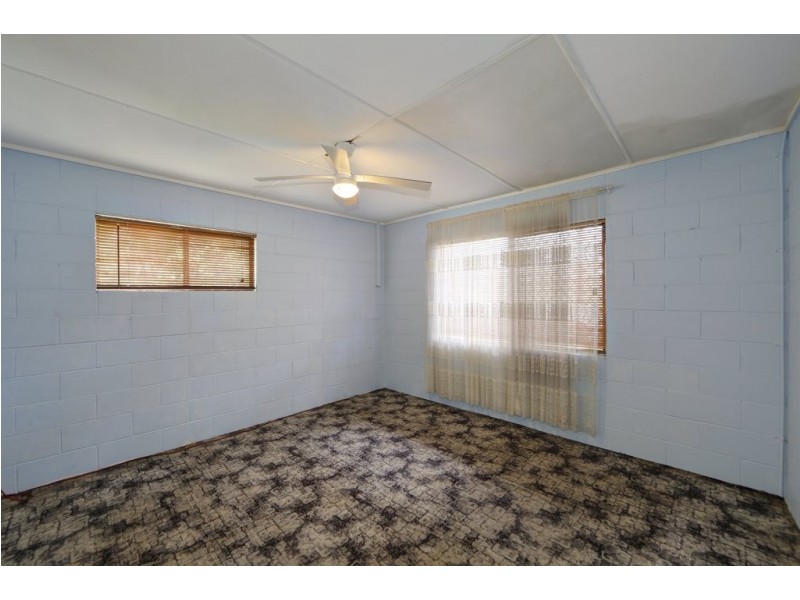 16 Esplanade, Innes Park QLD 4670