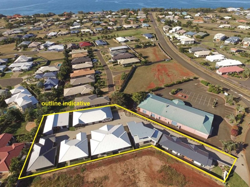 Villa 5 6 Back Hill Drive, Coral Cove QLD 4670