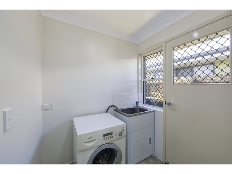 Villa 5 6 Back Hill Drive, Coral Cove QLD 4670