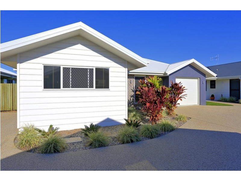 Villa 5 6 Back Hill Drive, Coral Cove QLD 4670