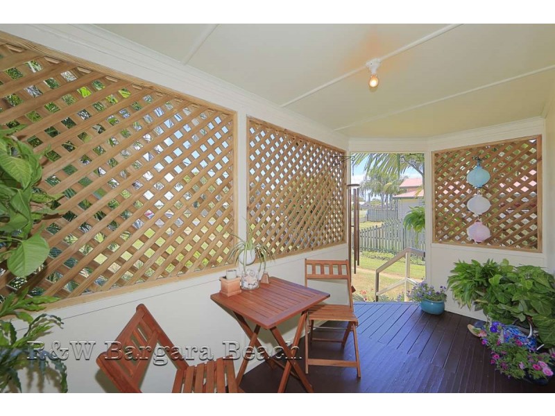46 Burnett Heads Road, Burnett Heads QLD 4670