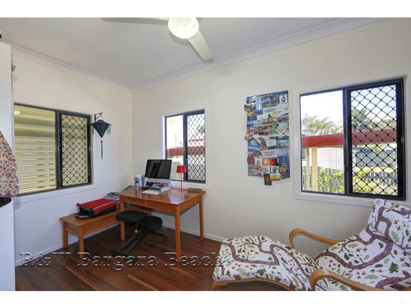 46 Burnett Heads Road, Burnett Heads QLD 4670