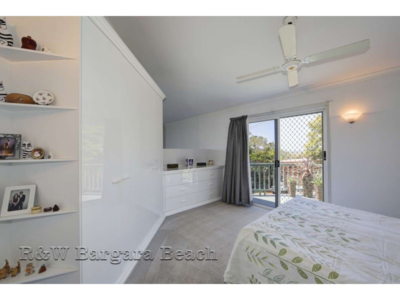 1 Hilltop Avenue, Qunaba QLD 4670