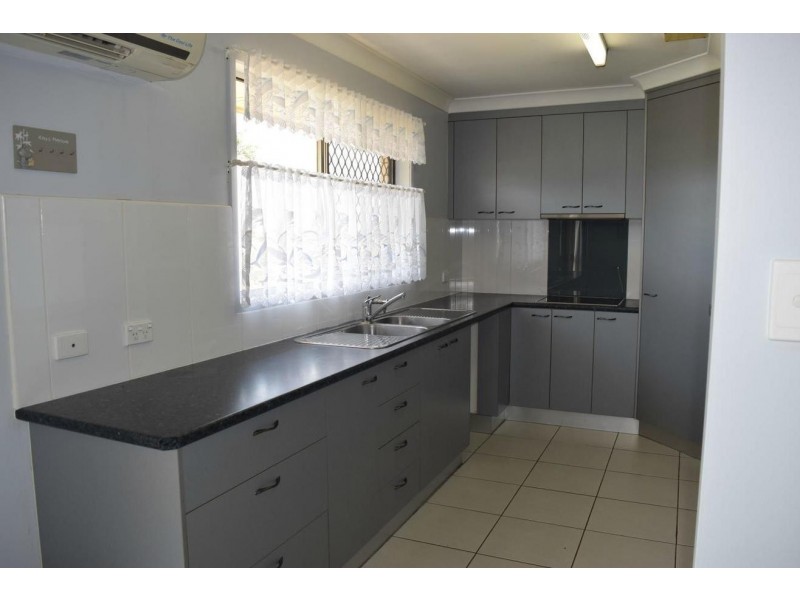 35 Sea Park Road, Burnett Heads QLD 4670