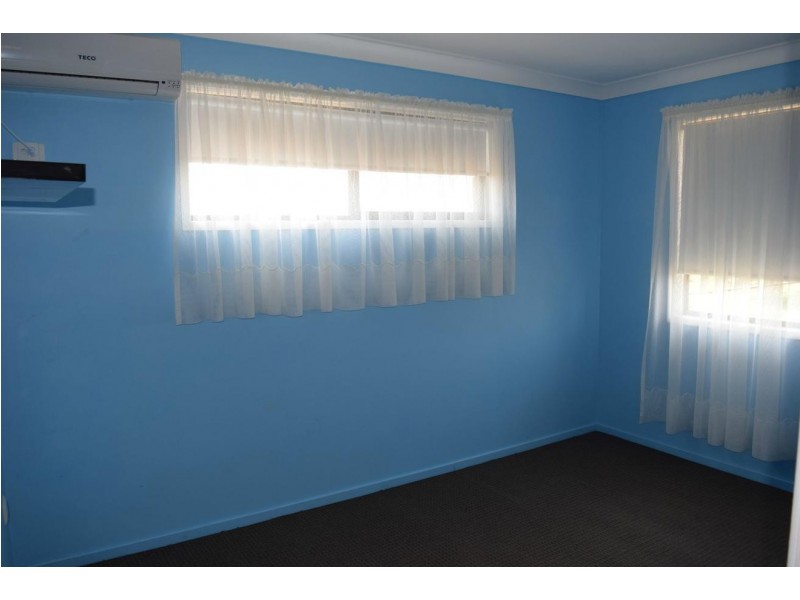 35 Sea Park Road, Burnett Heads QLD 4670