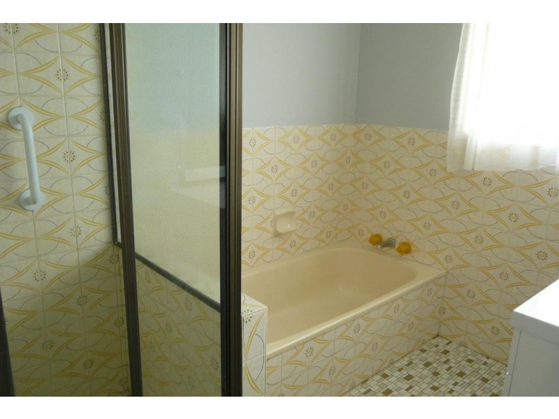 35 Sea Park Road, Burnett Heads QLD 4670