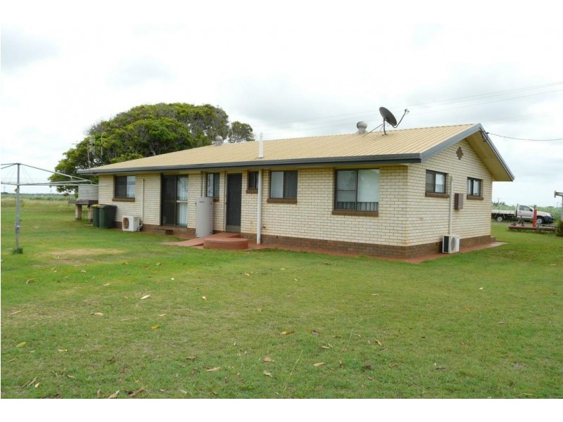 35 Sea Park Road, Burnett Heads QLD 4670