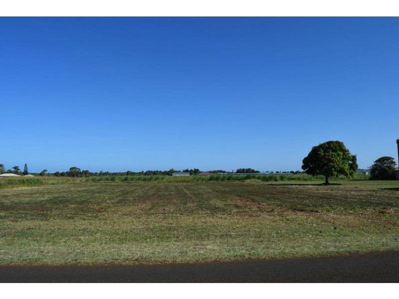 35 Sea Park Road, Burnett Heads QLD 4670