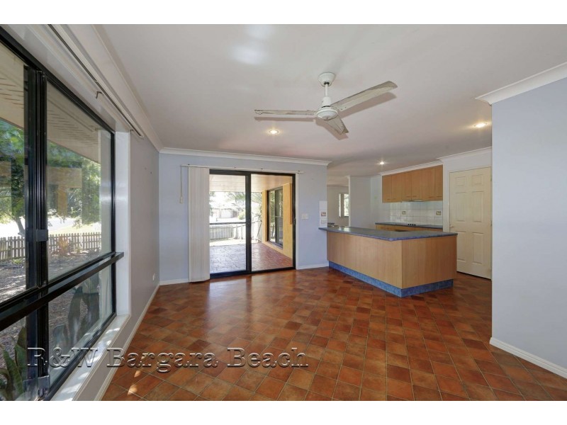 11 Rita Place, Coral Cove QLD 4670