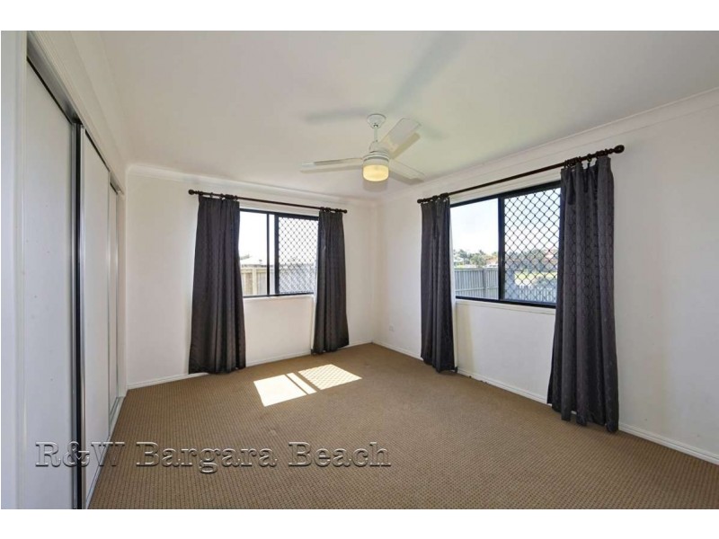 1 Robert John Circuit, Coral Cove QLD 4670