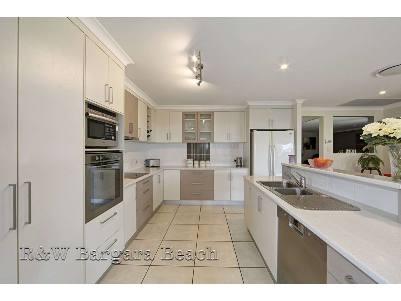 37 Breeze Drive, Bargara QLD 4670