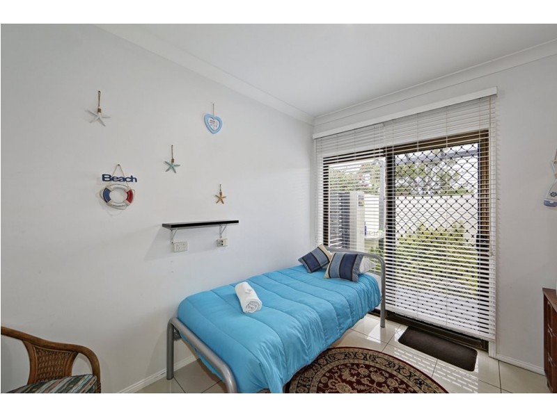 7 Majestic Place, Coral Cove QLD 4670