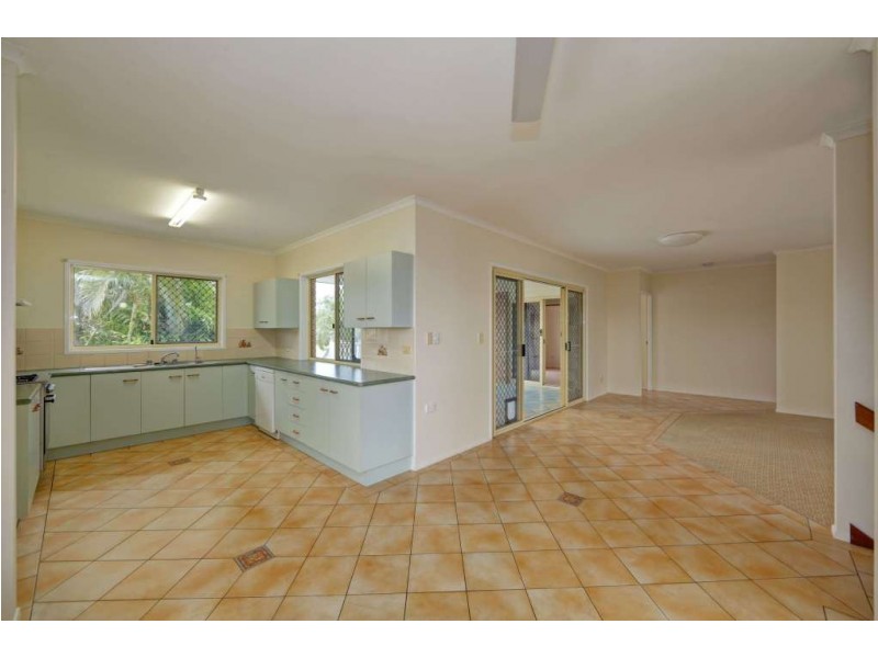 120 Davidson Street, Bargara QLD 4670