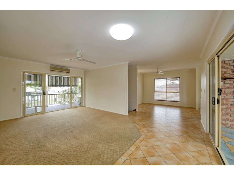 120 Davidson Street, Bargara QLD 4670