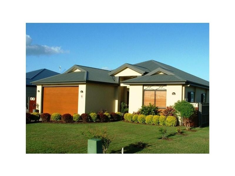 5 Robert John Circuit, Coral Cove QLD 4670