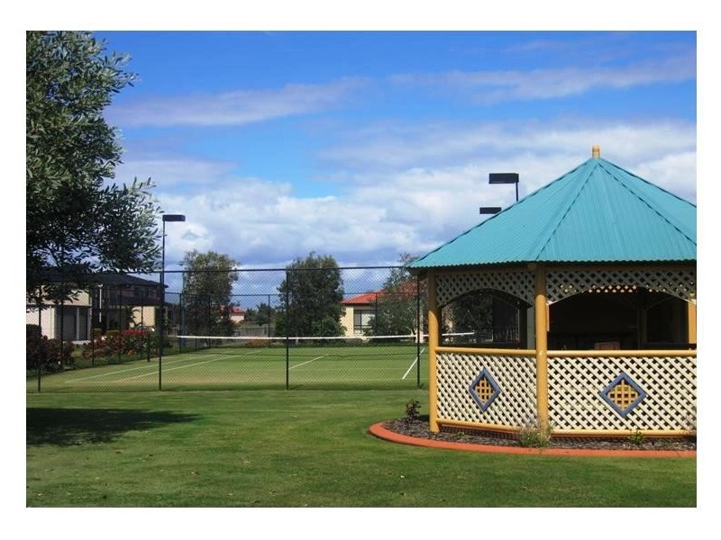 5 Robert John Circuit, Coral Cove QLD 4670