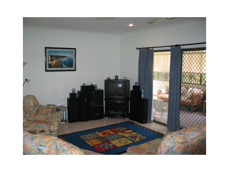 5 Robert John Circuit, Coral Cove QLD 4670