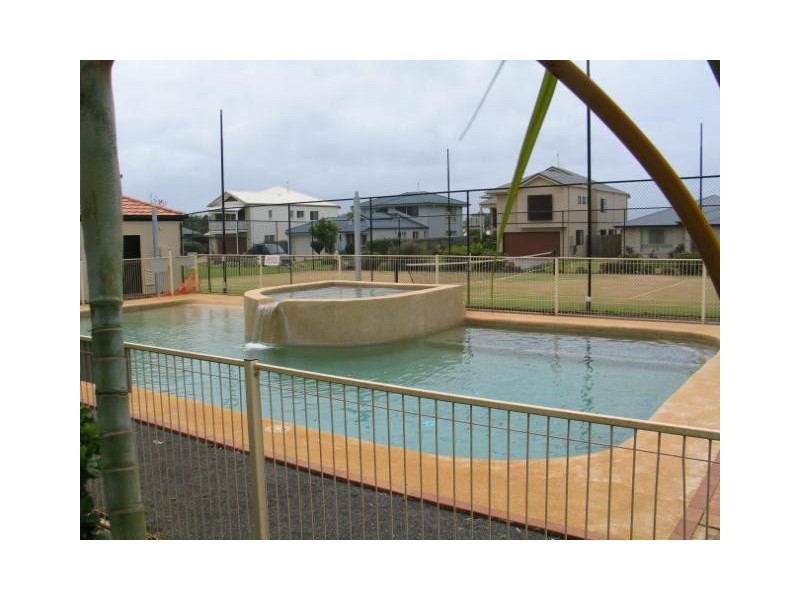 5 Robert John Circuit, Coral Cove QLD 4670
