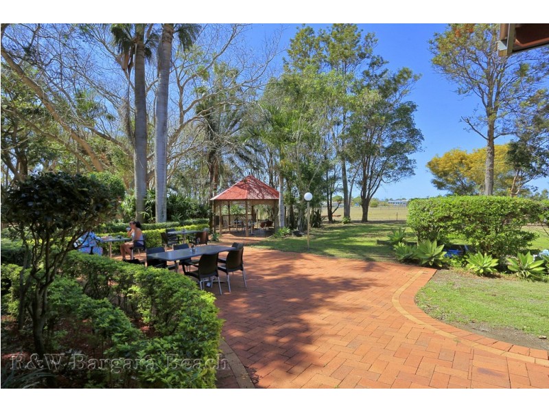 100 Hughes Road, Bargara QLD 4670